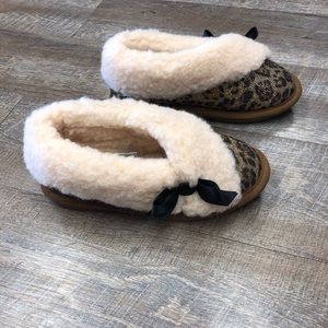 NWOT Bearpaw Slippers - 3